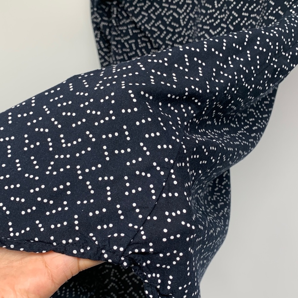 Sz 2 Banana 🍌 Republic Tunic Blouse black & whole tiny polka dots used - Picture 7 of 11